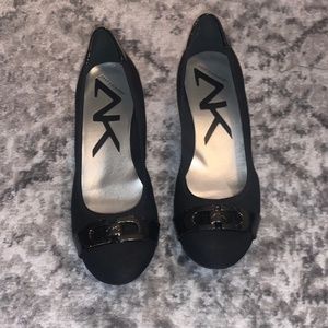 BRAND NEW ANNE KLEIN SPORT WEDGE HEELS, SIZE 8,